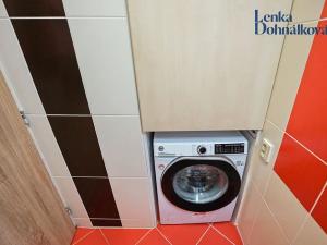 Prodej bytu 2+1, Hodonín, Erbenova, 58 m2