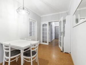 Pronájem bytu 3+1, Hluboká nad Vltavou, Nerudova, 70 m2