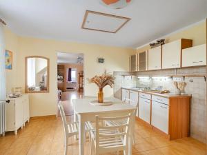 Pronájem rodinného domu, Týnec nad Sázavou, 148 m2