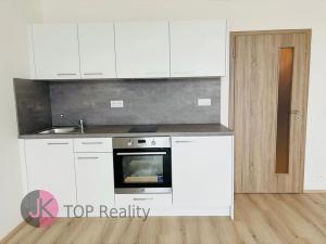 Pronájem bytu 1+kk, Praha - Hloubětín, Kolbenova, 28 m2