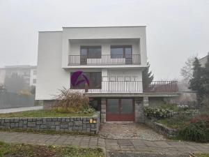 Pronájem rodinného domu, Charváty, 250 m2