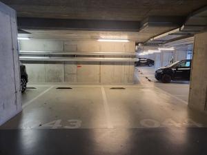 Prodej garážového stání, Praha - Libeň, Novovysočanská, 14 m2