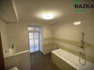 Pronájem bytu 3+kk, Planá, 82 m2