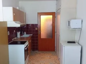 Pronájem bytu 1+kk, Tábor, Zborovská, 20 m2