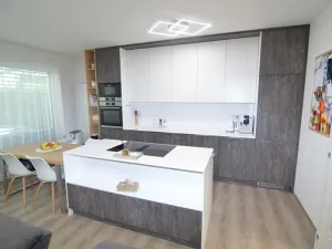 Prodej rodinného domu, Vestec, Vrbová, 153 m2