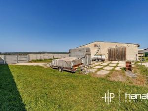 Prodej výrobních prostor, Dolany, 900 m2