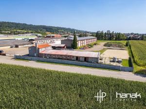Prodej výrobních prostor, Dolany, 900 m2