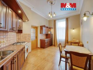 Prodej bytu 1+1, Karlovy Vary, Svahová, 50 m2