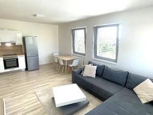 Pronájem bytu 3+kk, Praha - Krč, Pacovská, 68 m2