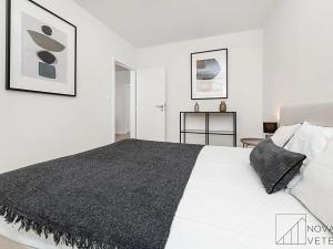 Prodej bytu 4+kk, Praha - Vokovice, Arabská, 80 m2