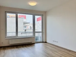 Pronájem bytu 2+kk, Praha - Černý Most, Dobrovolného, 42 m2