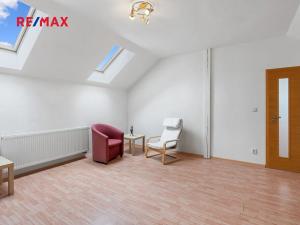 Prodej rodinného domu, Kounice, 192 m2