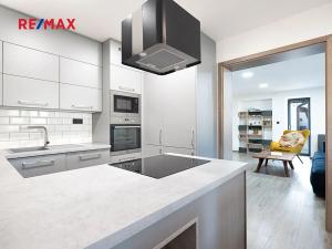 Prodej rodinného domu, Velká Dobrá, Pražská, 182 m2