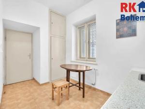 Prodej obchodního prostoru, Mnichovo Hradiště, Masarykovo náměstí, 300 m2