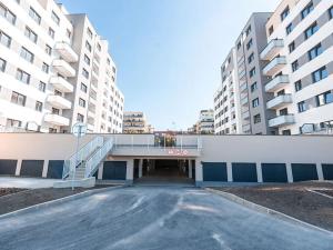 Pronájem bytu 2+kk, Praha - Hlubočepy, Fabiánové, 45 m2