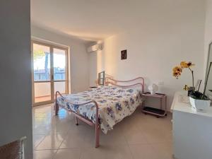 Prodej vily, Scalea, Itálie, 124 m2