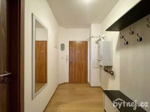 Pronájem bytu 3+kk, Olomouc - Neředín, Okružní, 67 m2