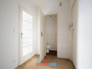 Pronájem bytu 1+kk, Praha - Holešovice, Umělecká, 37 m2