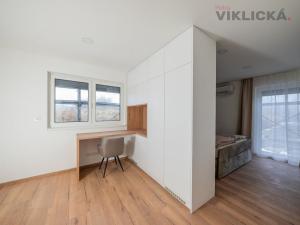 Prodej bytu 2+kk, Zaječí, 63 m2