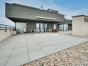 Pronájem bytu 1+kk, Praha - Strašnice, Zvěřinova, 39 m2