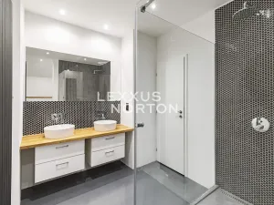 Pronájem atypického bytu, Praha - Nové Město, Dřevná, 250 m2