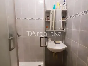 Prodej bytu 1+1, Karviná, Školská, 36 m2