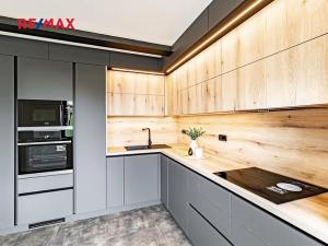 Prodej rodinného domu, Jindřichův Hradec, Spojovací, 183 m2