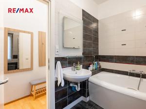 Pronájem bytu 2+kk, Praha - Nové Město, Řeznická, 50 m2