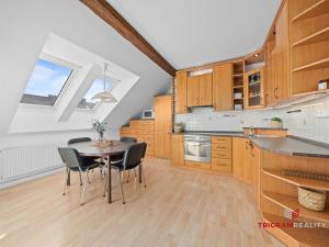 Prodej bytu 3+1, Hradec Králové, Klumparova, 89 m2