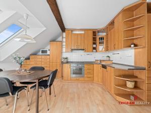 Prodej bytu 3+1, Hradec Králové, Klumparova, 89 m2