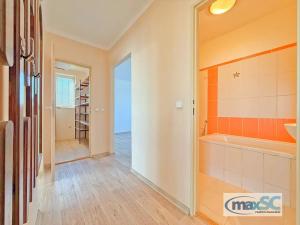 Prodej bytu 3+1, Bukovina nad Labem, 62 m2