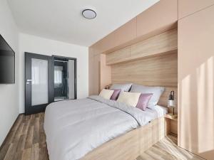 Prodej bytu 4+kk, Praha - Černý Most, Šromova, 95 m2