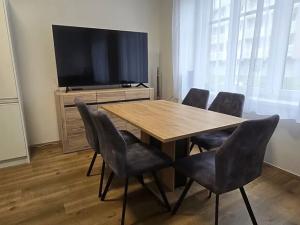 Prodej bytu 3+kk, Slaný, Stehlíkova, 74 m2