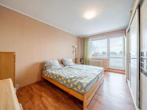 Prodej bytu 3+1, Hroznětín, Sídliště, 80 m2