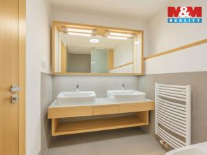 Prodej rodinného domu, Praha - Libuš, V Hrobech, 279 m2