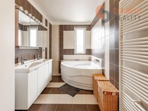 Prodej rodinného domu, Břeclav, Březinova, 174 m2