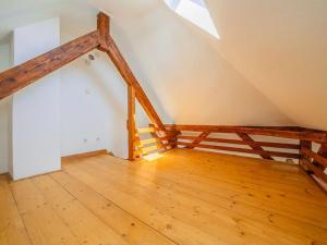 Pronájem vily, Praha - Střešovice, Cukrovarnická, 227 m2