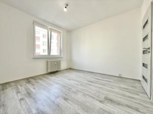 Prodej bytu 3+1, Ústí nad Labem - Krásné Březno, Anežky České, 72 m2