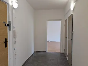 Pronájem bytu 2+1, Chomutov, Dřínovská, 61 m2