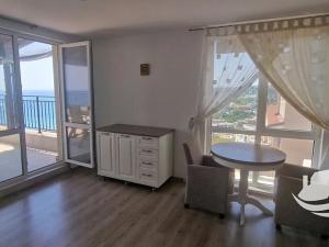 Prodej bytu 2+kk, Bjala, Bulharsko, 69 m2