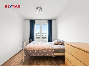 Prodej bytu 2+kk, Praha, V Háji, 58 m2