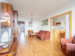 Prodej bytu 3+1, Praha - Kobylisy, Mirovická, 74 m2