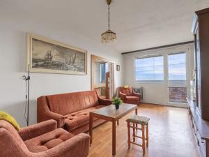 Prodej bytu 3+1, Praha - Kobylisy, Mirovická, 74 m2