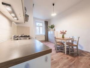 Prodej bytu 2+1, Praha - Libeň, Drahobejlova, 65 m2