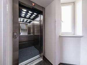 Prodej bytu 2+1, Praha - Libeň, Drahobejlova, 65 m2