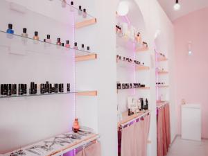 Prodej obchodního prostoru, Náchod, 65 m2