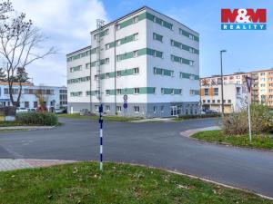 Pronájem obchodního prostoru, Louny, Březinova, 210 m2