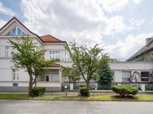 Prodej ordinace, Bechyně, Čechova, 660 m2