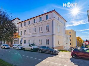 Pronájem kanceláře, Hluboká nad Vltavou, Masarykova, 123 m2