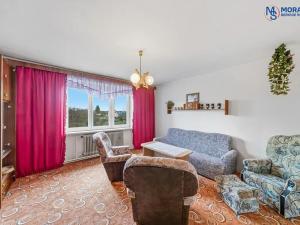 Prodej bytu 3+1, Maletín, 77 m2